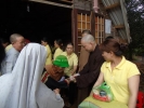 Ban Từ Thiện Phật giáo Buôn Ma Thuột tặng quà ở Buôn Cuôr Kăp xã hòa Thắng tp. Buôn Ma Thuột